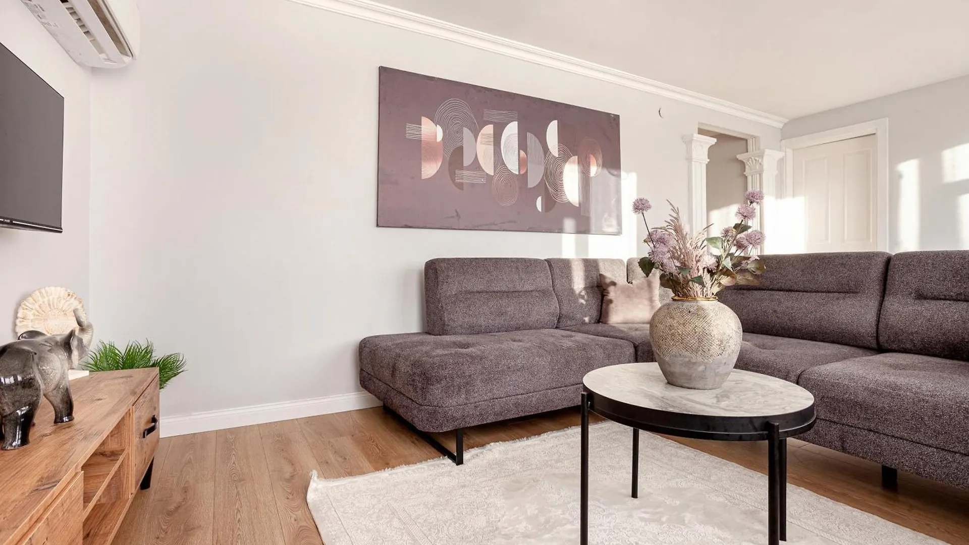 Charming Spacious 4 Big Rooms With Sweet King Beds Istanbul 0*,  Turcia