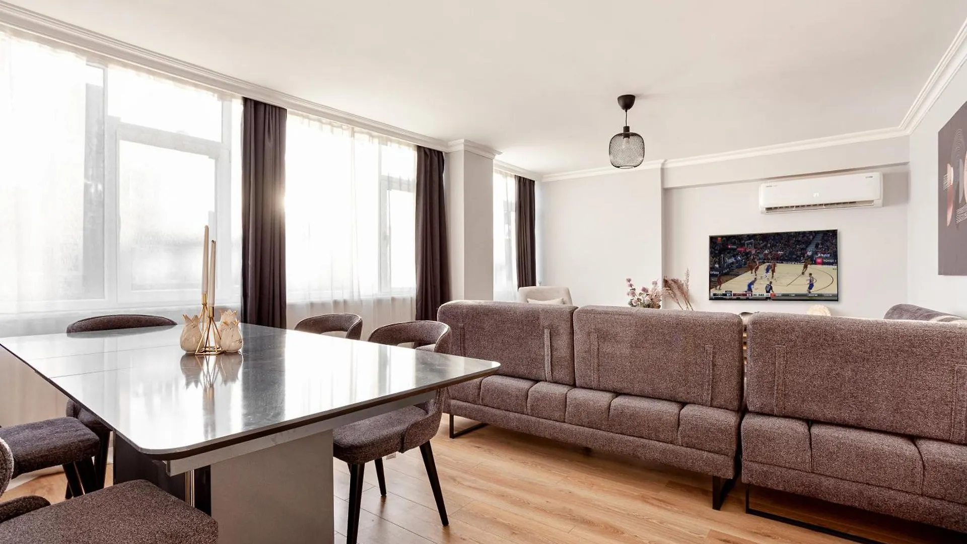Charming Spacious 4 Big Rooms With Sweet King Beds Istanbul Apartament
