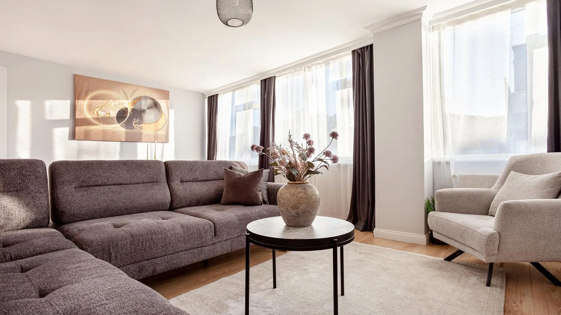 Charming Spacious 4 Big Rooms With Sweet King Beds イスタンブール トルコ